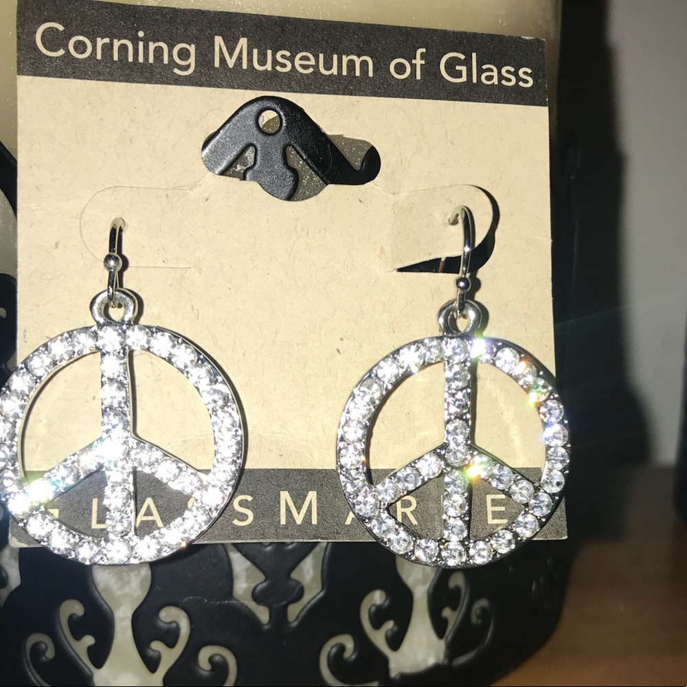 Peace Sign Earrings from Museum!